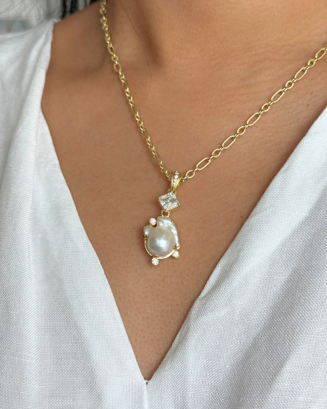 Sirena Pendant with Baroque Pearl & Moissanite - Antonia Y. Jewelry
