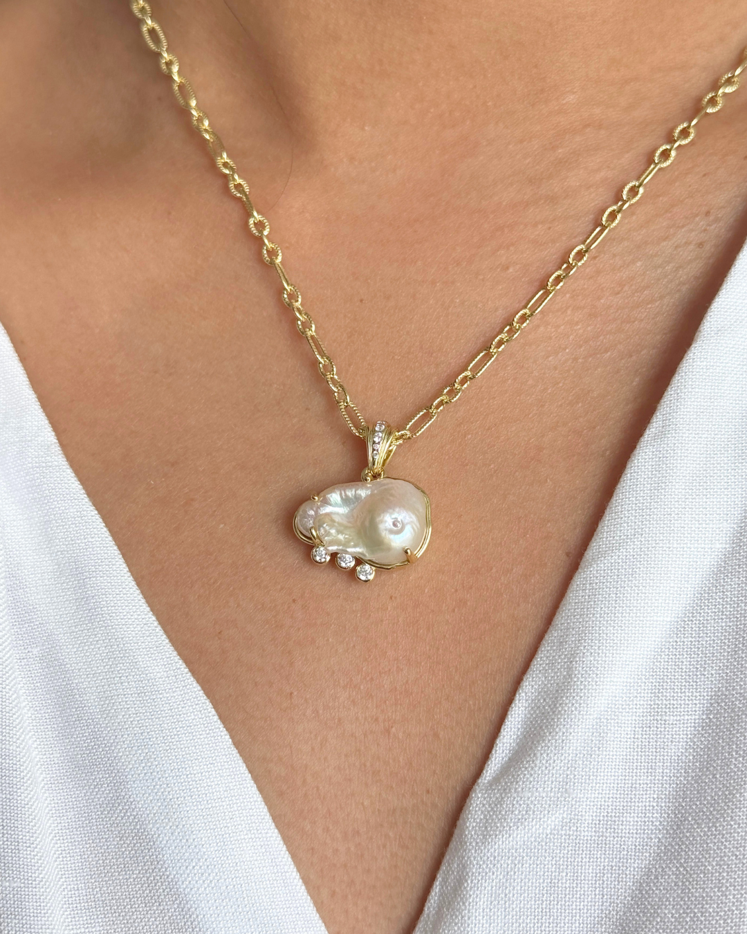 Sirena Pendant with Baroque Pearl & Moissanite - Antonia Y. Jewelry