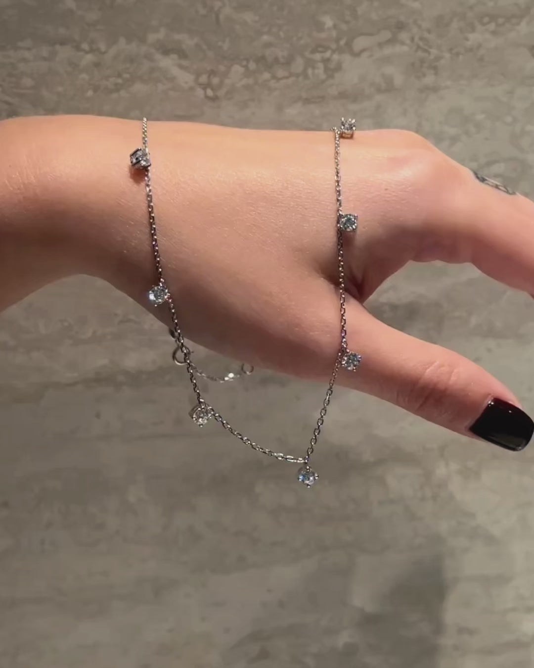 Maeli Shaker Necklace with Lab-Grown Diamonds in 18K Gold